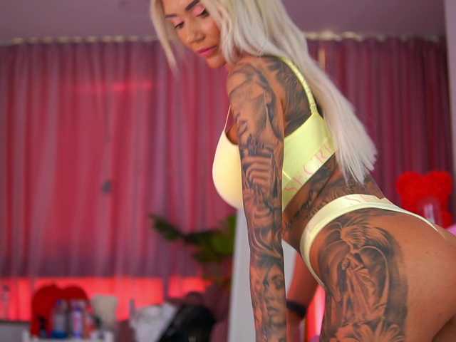 TheFallingAngel live webcam show