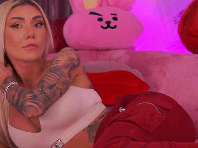 TheFallingAngel webcam