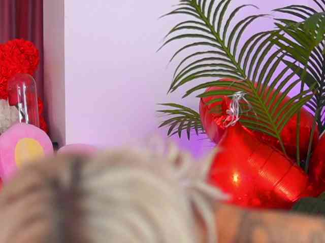 thefallingangel's live room
