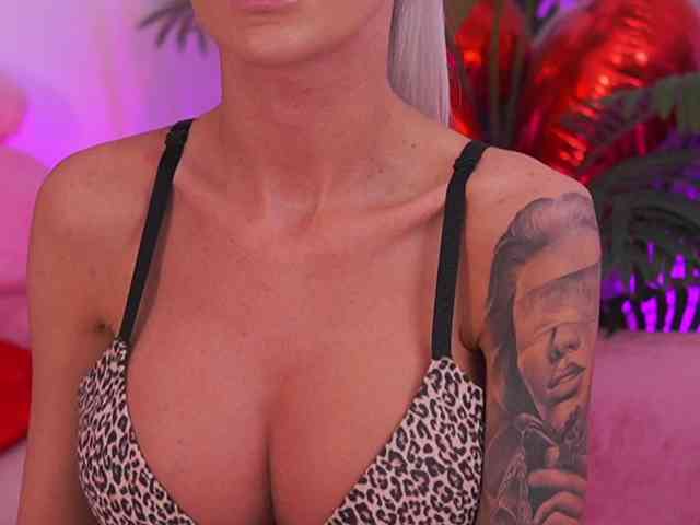 TheFallingAngel webcam
