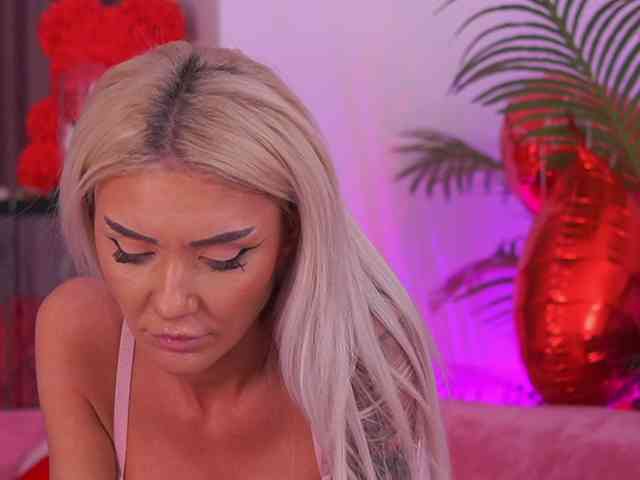 TheFallingAngel webcam