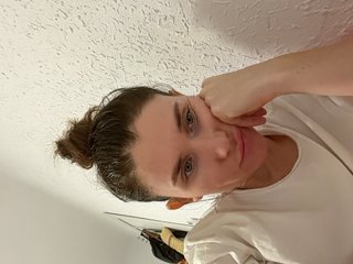 ZoiKissy Porn Show