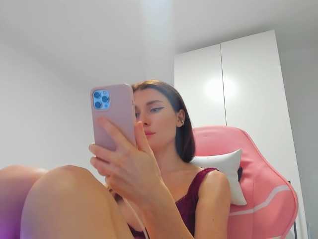 ZoiKissy live cam on BongaCams