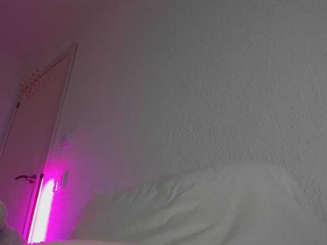 ZoiKissy, en directo ahora en BongaCams