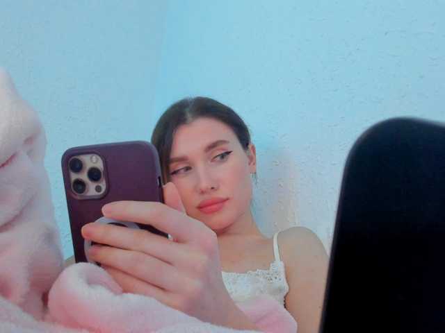 ZoiKissy live cam on BongaCams