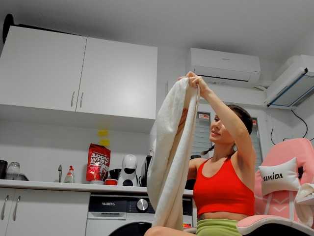 ZoiKissy live cam on BongaCams