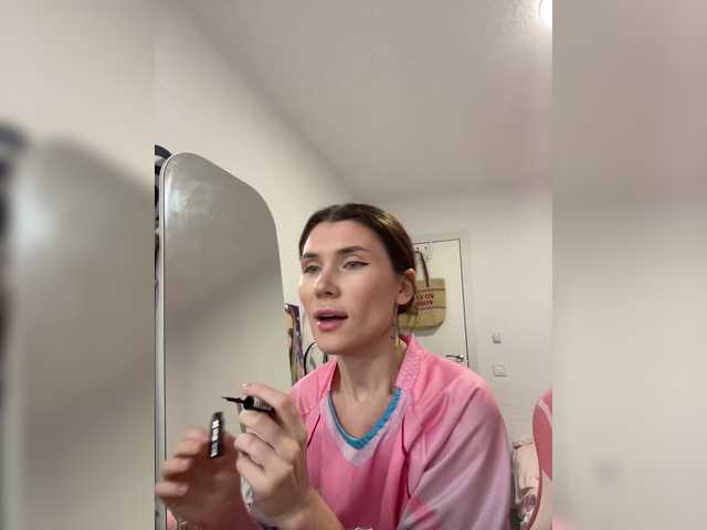 ZoiKissy live cam preview