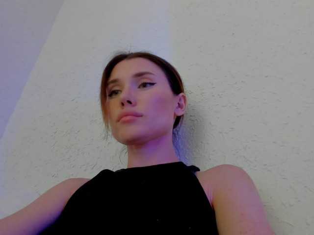 ZoiKissy live cam on BongaCams