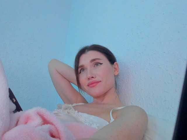 ZoiKissy live cam on BongaCams