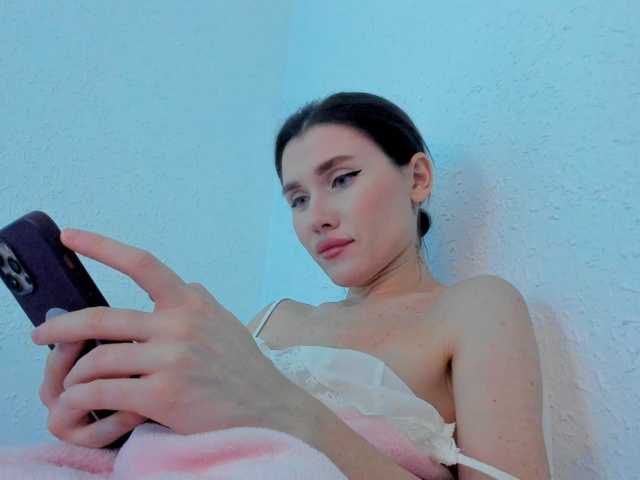 ZoiKissy live cam on BongaCams