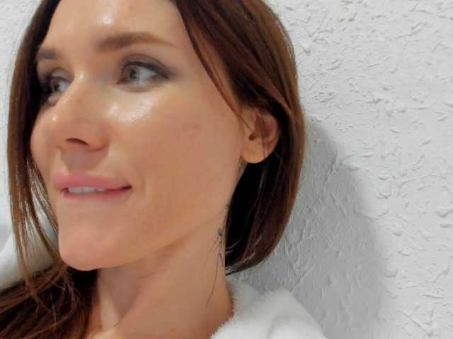 ZoiKissy live cam on BongaCams