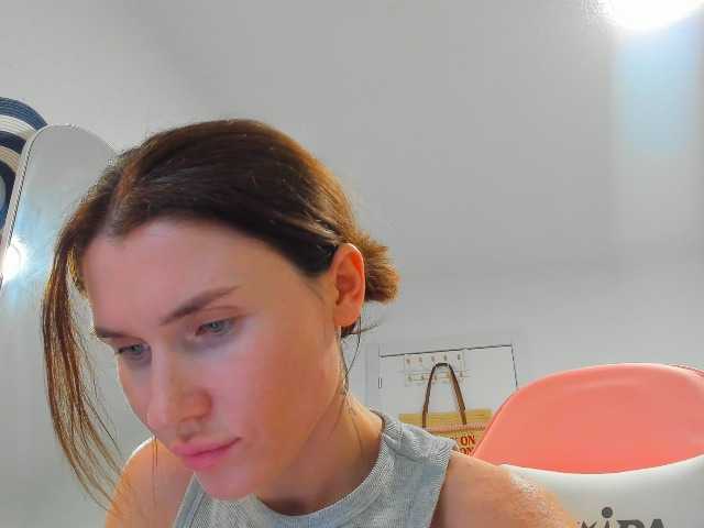 ZoiKissy live cam on BongaCams