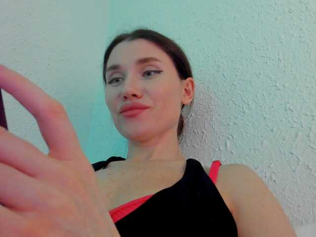ZoiKissy live cam on BongaCams