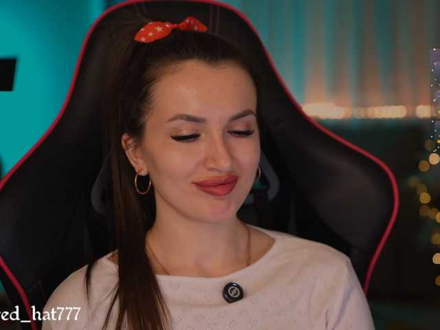 Red Hat live cam