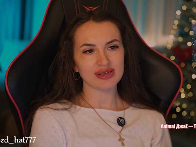 -RED_HAT- live cam preview