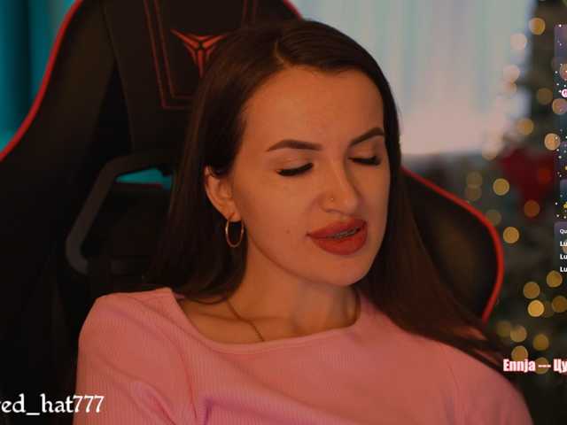 -RED_HAT- live cam preview