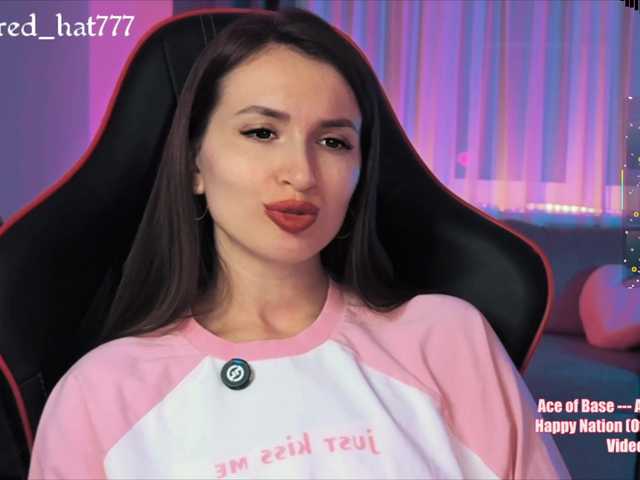 Supergirl7771 live webcam show