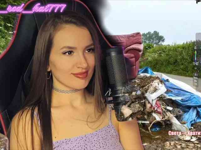 该模特正在直播。 Supergirl7771