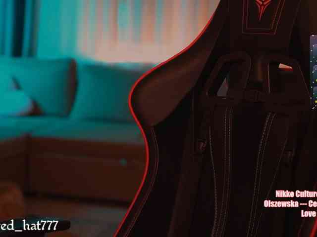 -red_hat-'s live room