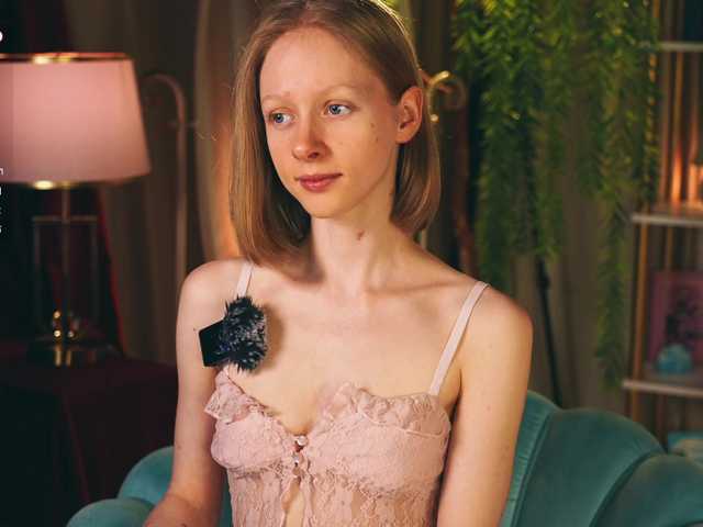 MiaVebes live cam on BongaCams
