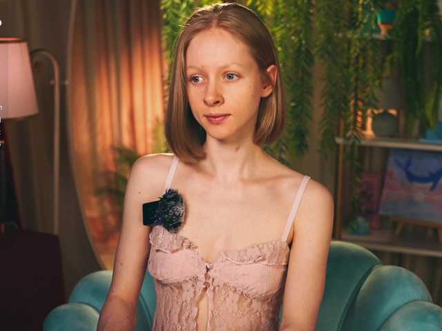 MiaVebes live cam on BongaCams