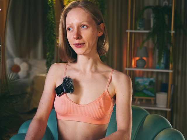 MiaVebes live cam on BongaCams