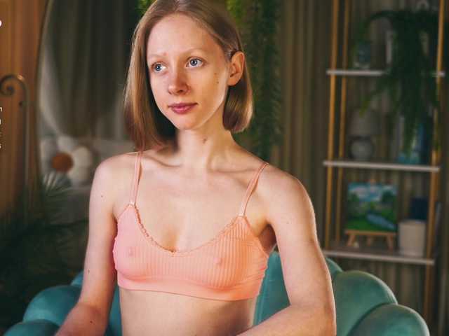 MiaVebes live cam on BongaCams