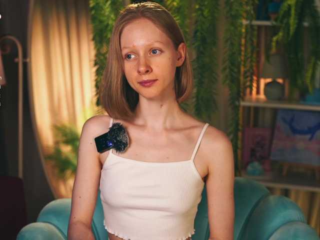 MiaVebes live cam on BongaCams