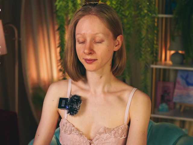 MiaVebes live cam on BongaCams