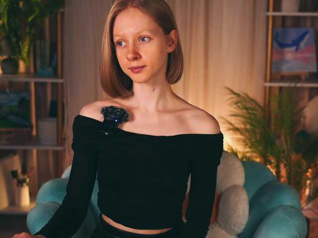MiaVebes live cam on BongaCams