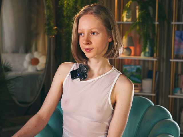 MiaVebes live cam on BongaCams