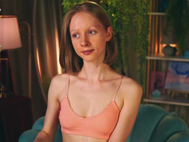 MiaVebes live webcam show