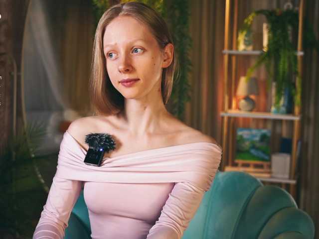 MiaVebes live cam on BongaCams