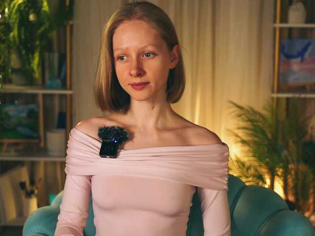MiaVebes live cam on BongaCams