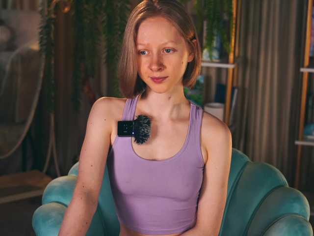 MiaVebes live cam on BongaCams