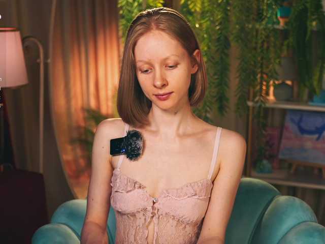 MiaVebes live cam on BongaCams