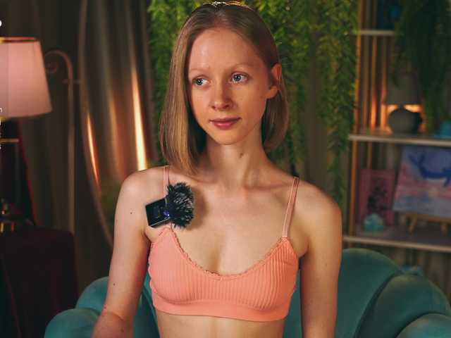 MiaVebes live cam on BongaCams