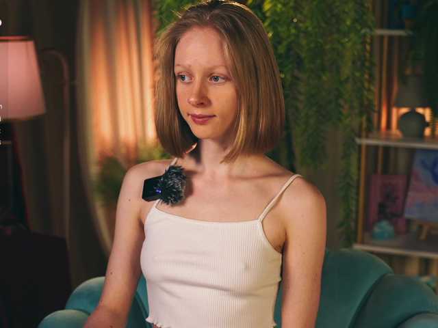 MiaVebes live cam on BongaCams