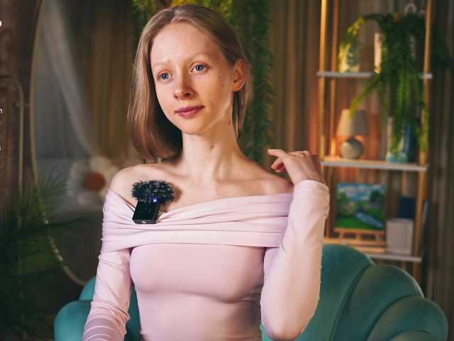 MiaVebes live cam on BongaCams