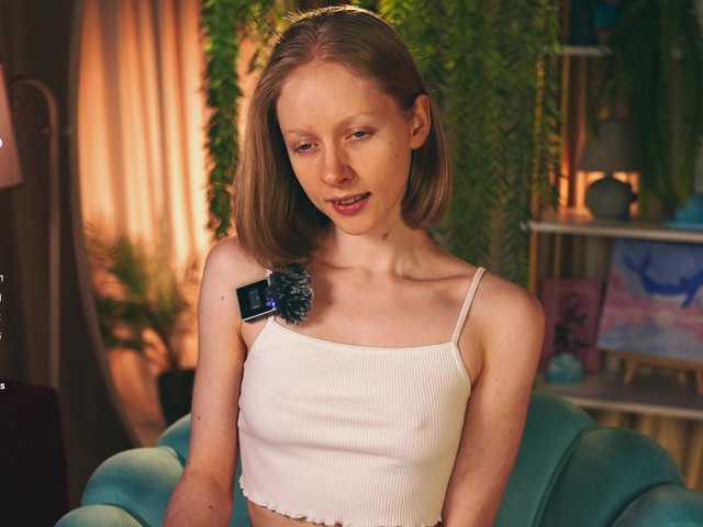 MiaVebes live cam on BongaCams