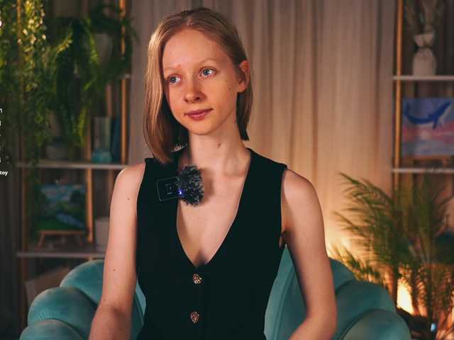 MiaVebes live cam on BongaCams