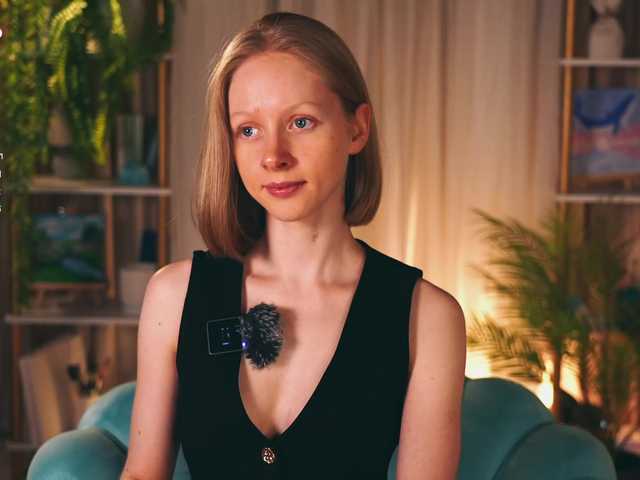 MiaVebes live cam on BongaCams