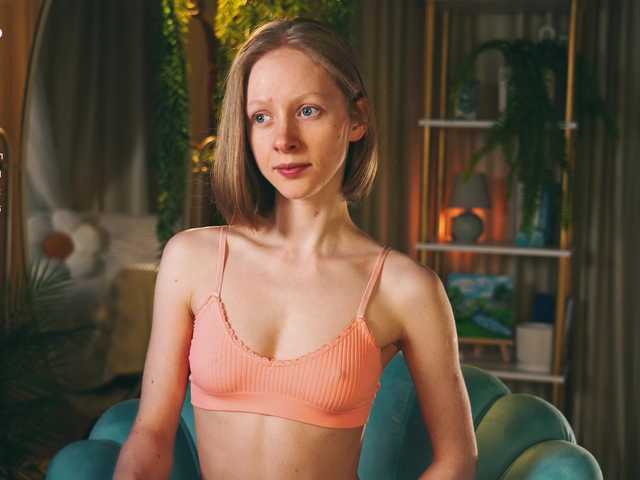 MiaVebes live cam on BongaCams