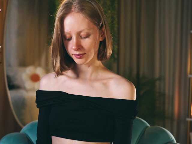 MiaVebes live cam on BongaCams