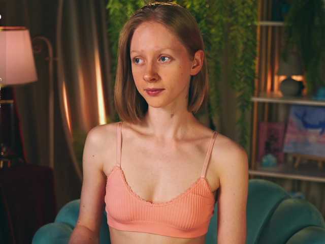 MiaVebes live cam on BongaCams