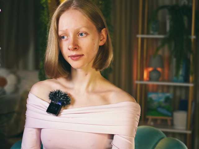MiaVebes live cam on BongaCams