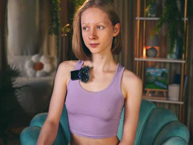 MiaVebes live cam on BongaCams