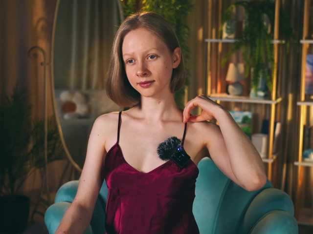 MiaVebes live cam on BongaCams