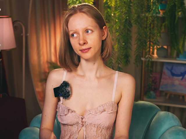 MiaVebes live cam on BongaCams