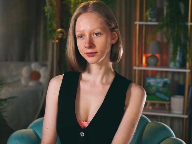 MiaVebes live cam on BongaCams